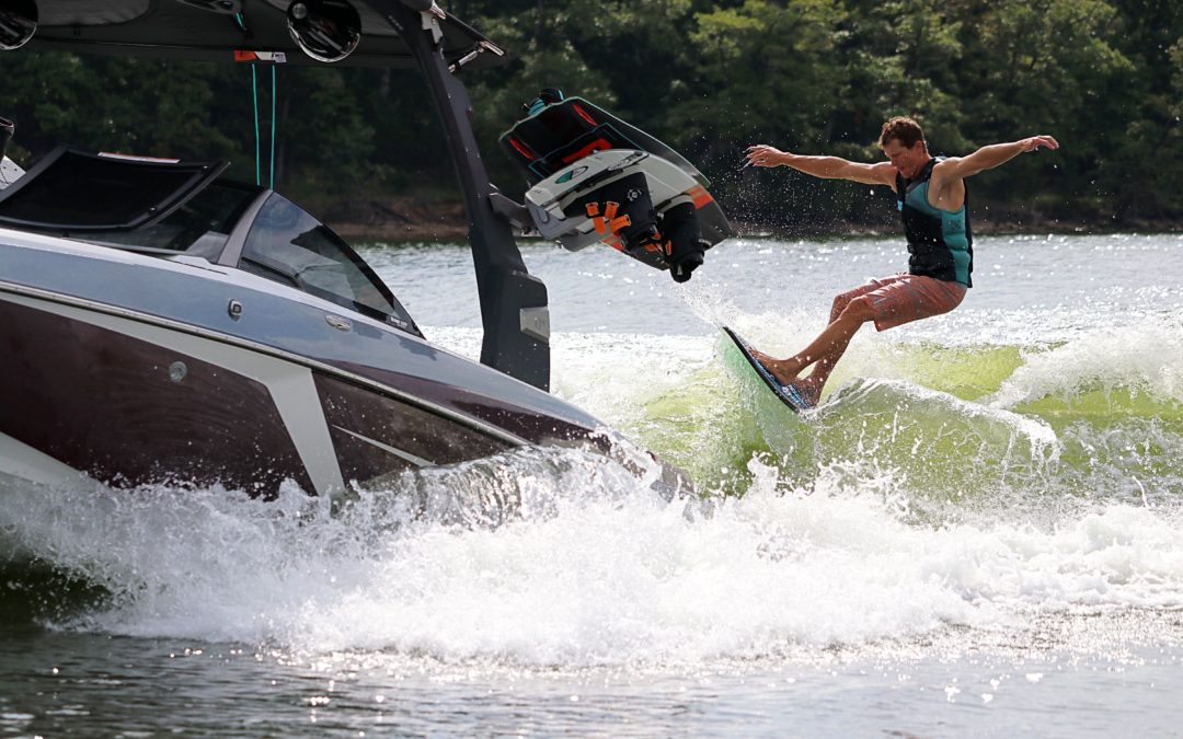 Find The Best Wakeboard & Wakesurf Coves At Lake Of The Ozarks: Tips From A Pro