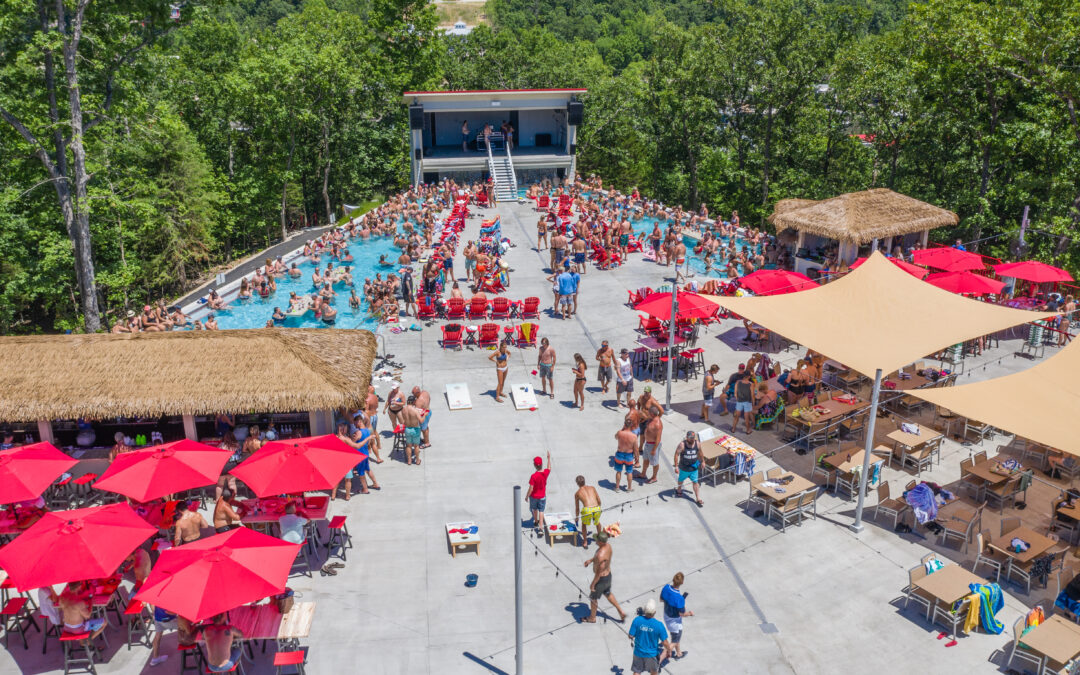 High Tide: The Adults-Only Club, Lake Of The Ozarks Style
